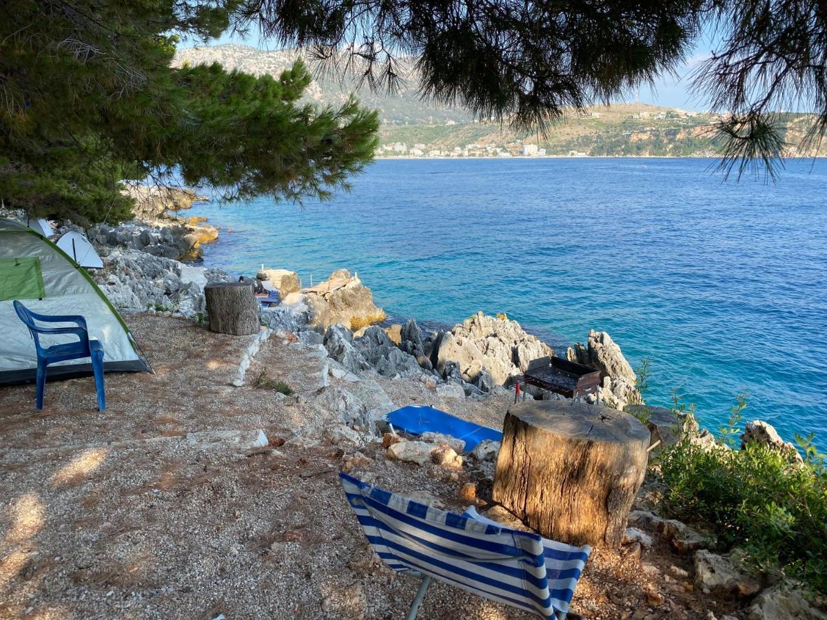 Pine Side Camp Otel Himarë Dış mekan fotoğraf